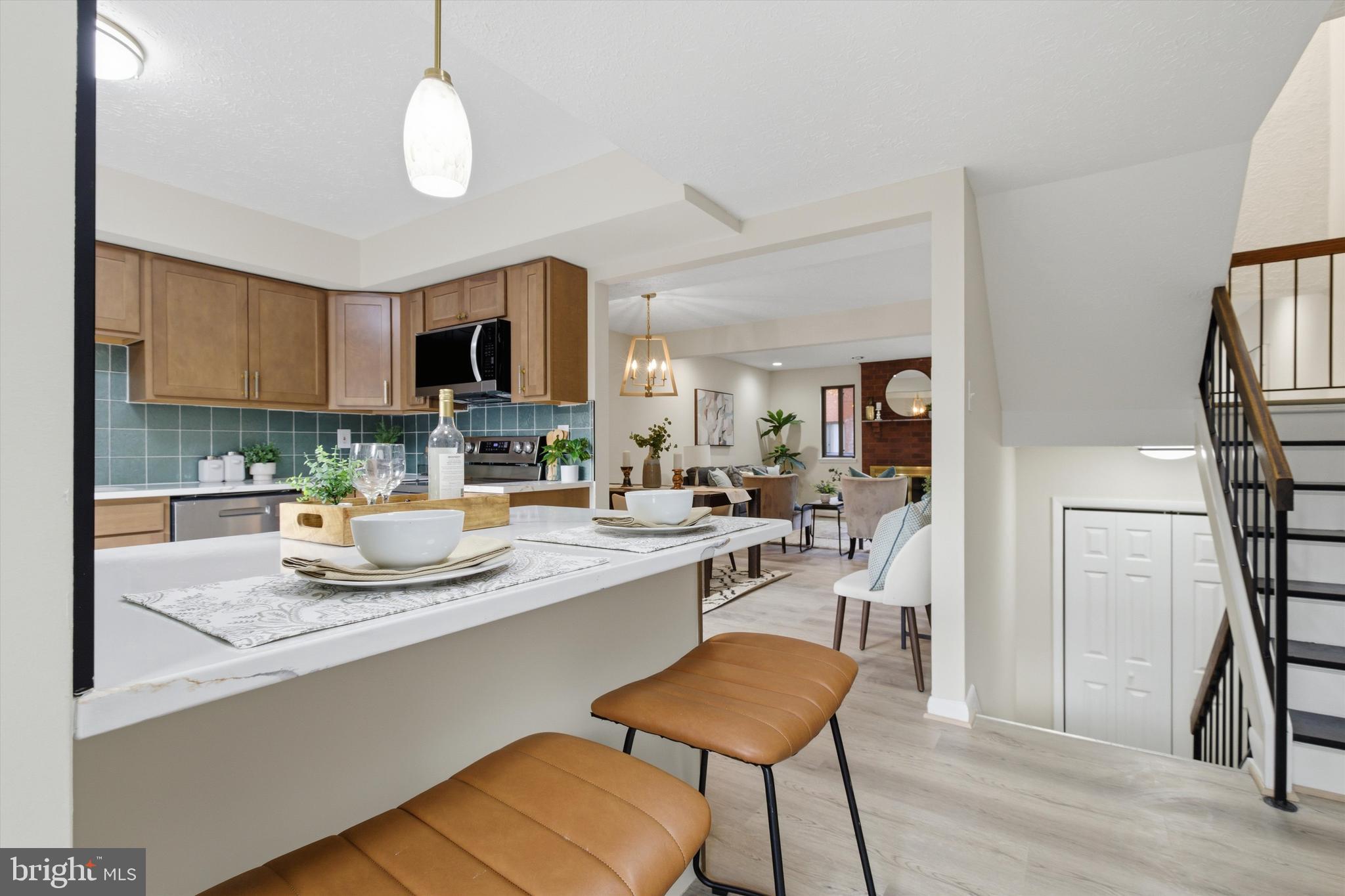 SLADE VILLAGE - Residential