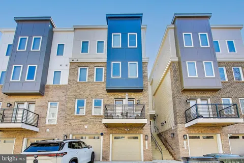 15547 Smoke Box Way, Woodbridge, VA MLS: VAPW2113392