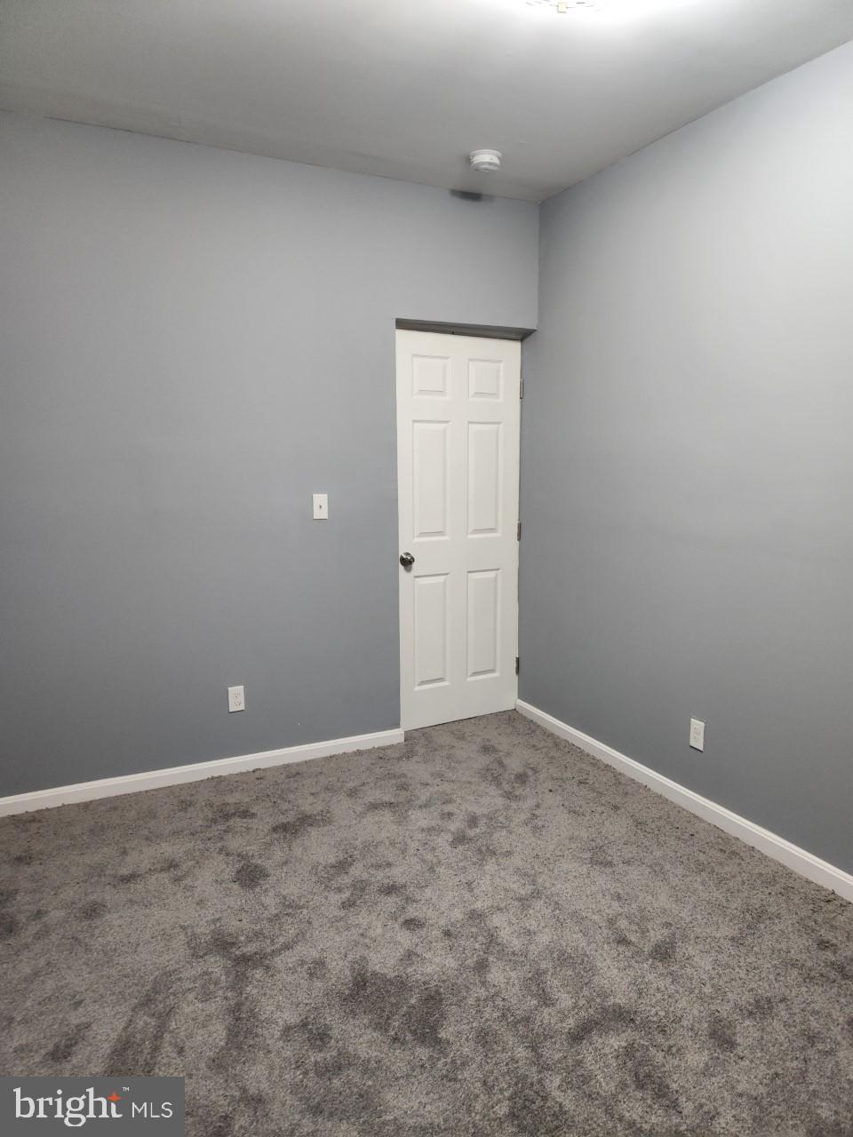 EAST SIDE - Residential