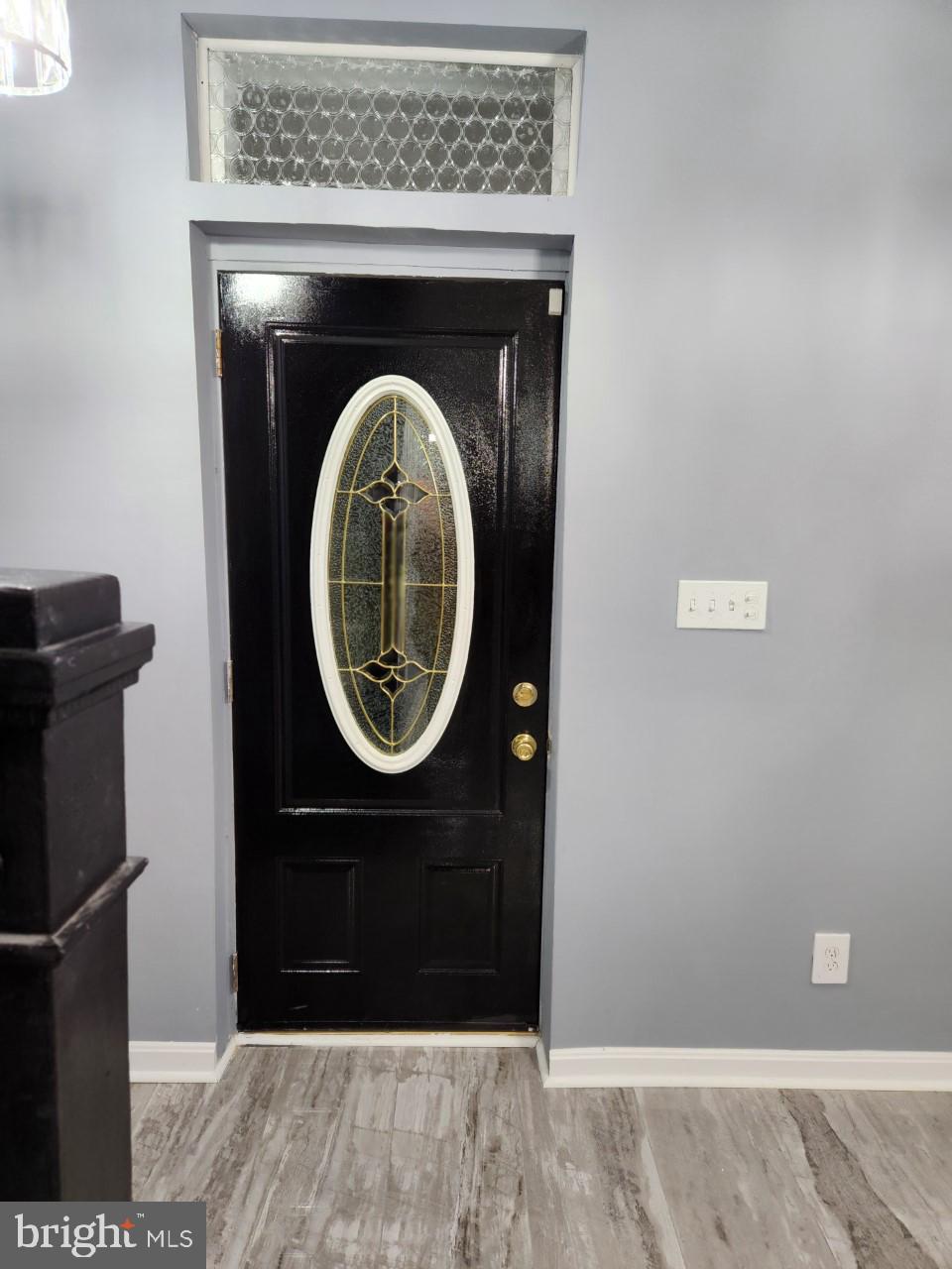 EAST SIDE - Residential