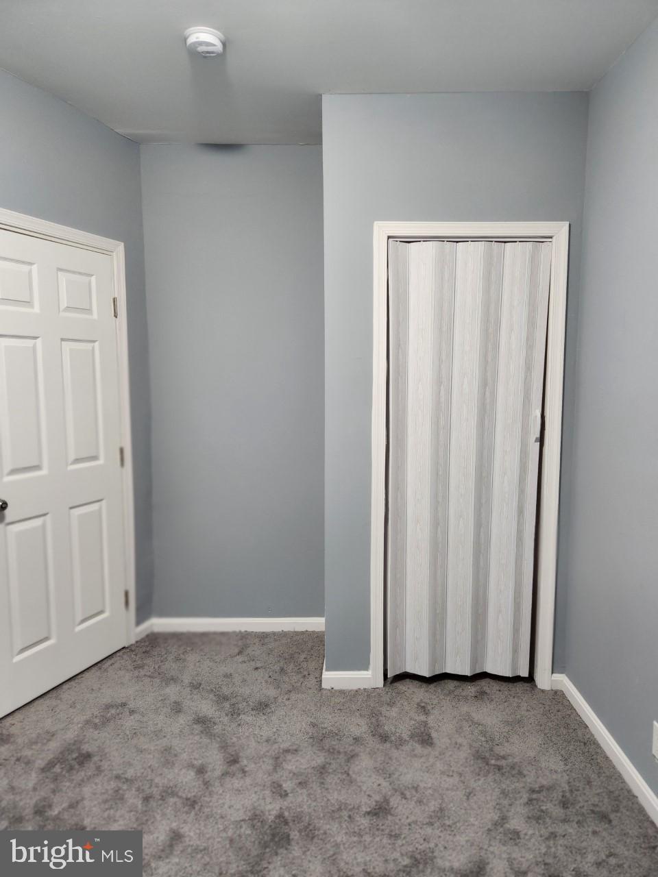 EAST SIDE - Residential