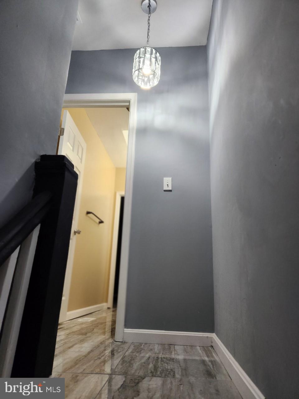 EAST SIDE - Residential