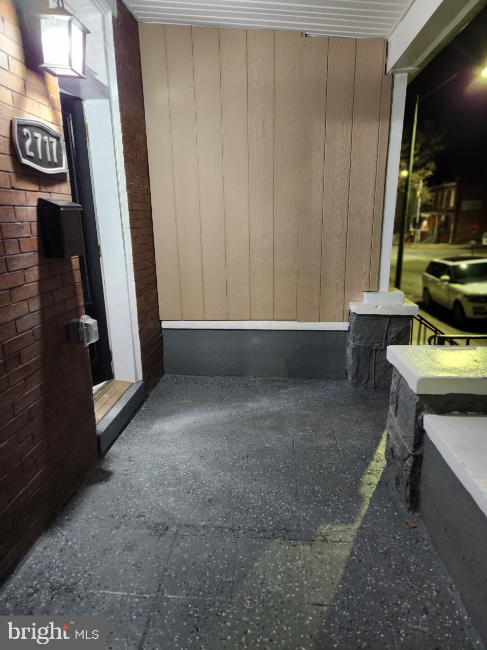 EAST SIDE - Residential