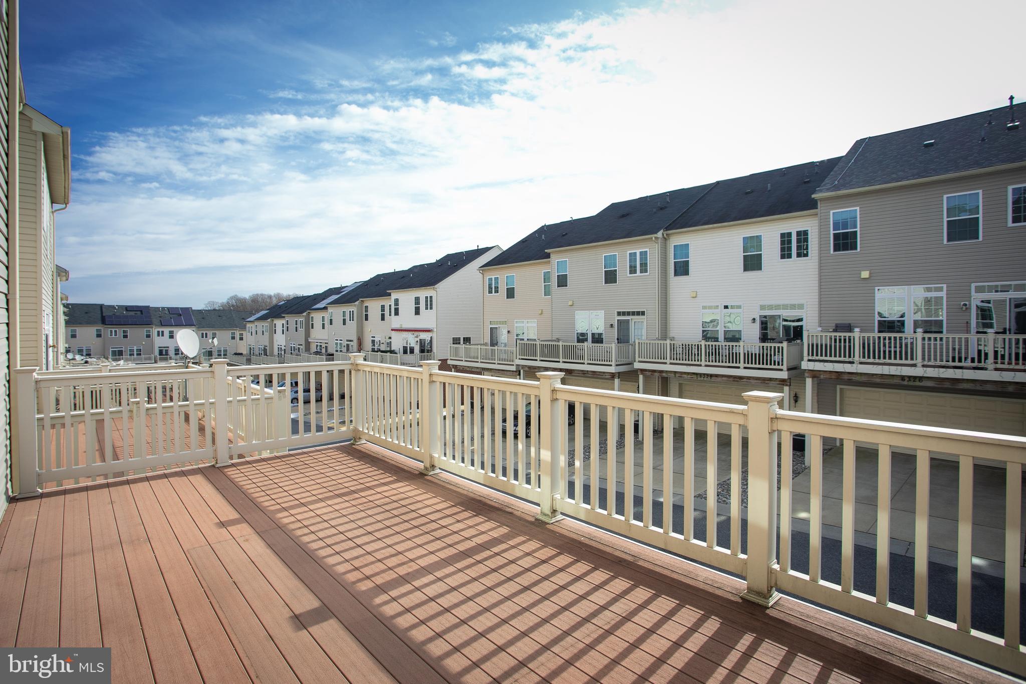 THE PARK AT ADDISON METRO - Residential