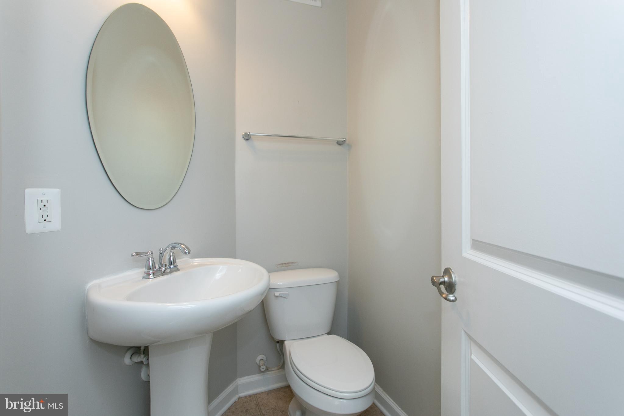 THE PARK AT ADDISON METRO - Residential