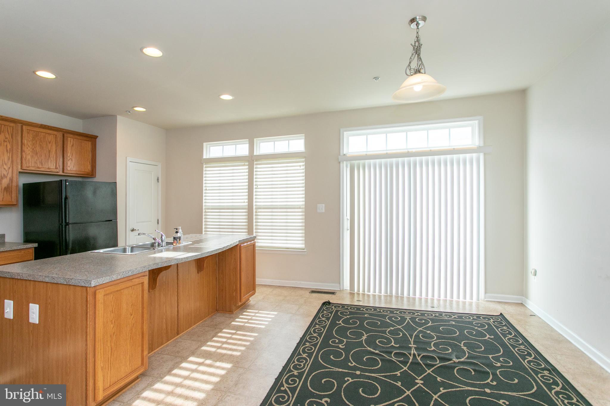 THE PARK AT ADDISON METRO - Residential