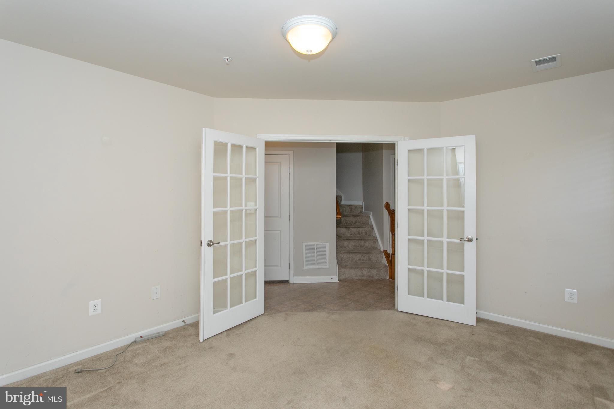 THE PARK AT ADDISON METRO - Residential