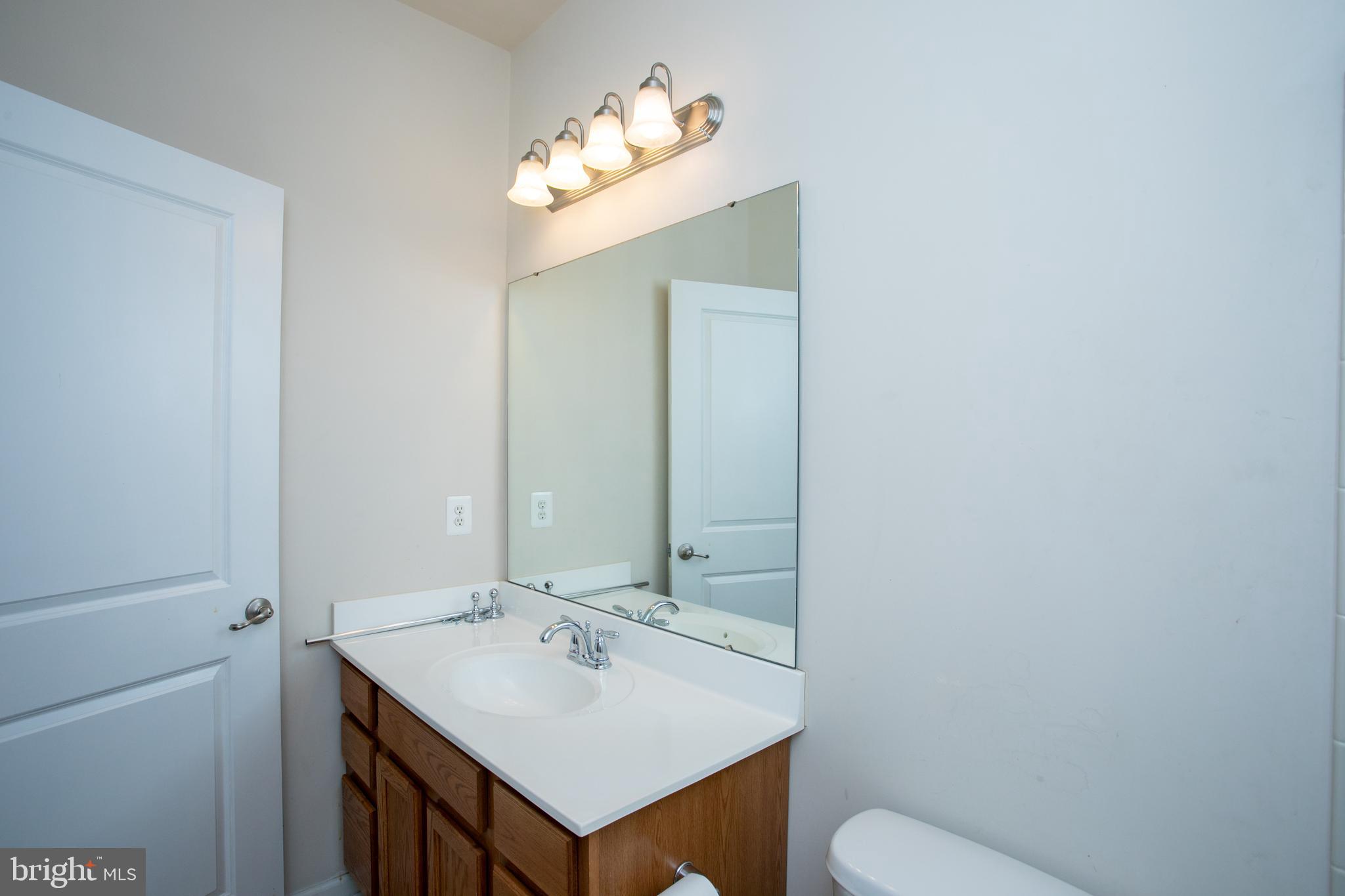 THE PARK AT ADDISON METRO - Residential