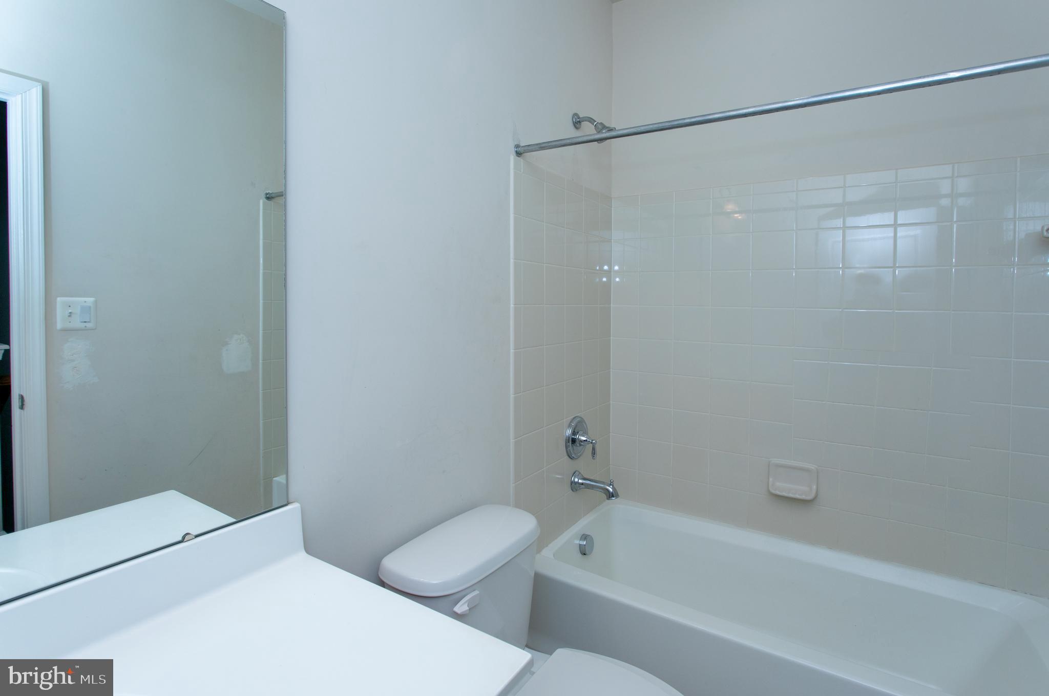 THE PARK AT ADDISON METRO - Residential