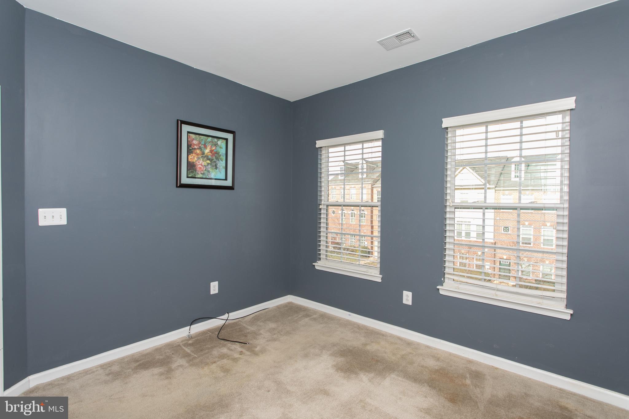 THE PARK AT ADDISON METRO - Residential