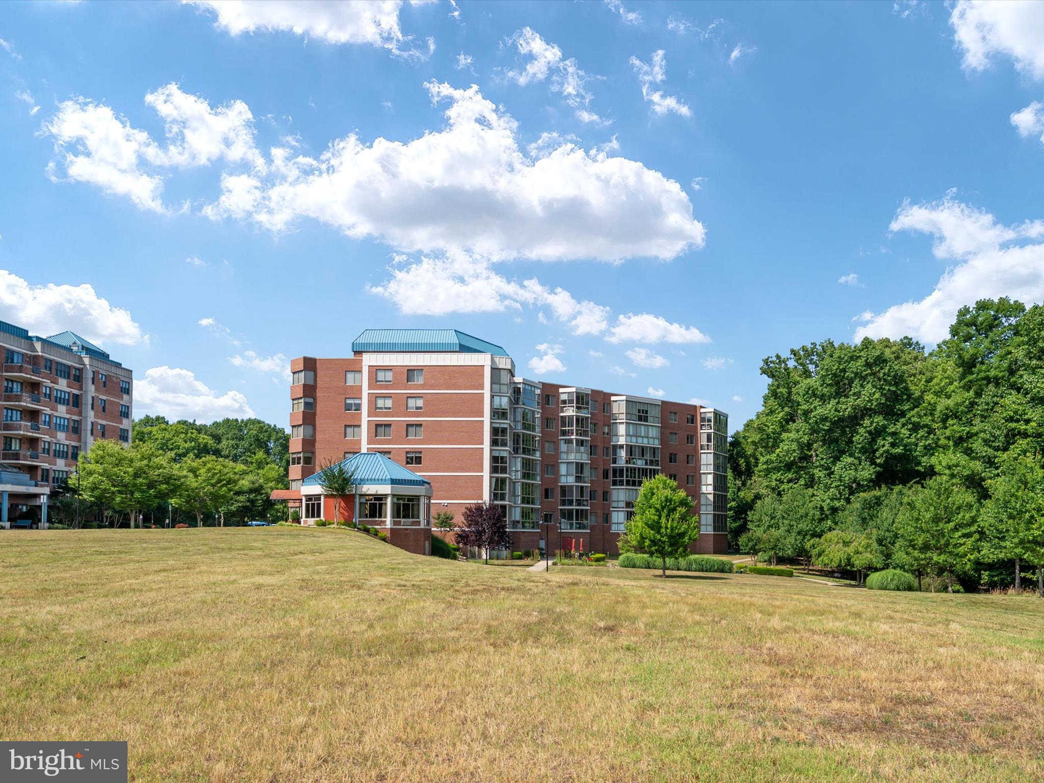 THE RESERVE AT HERITAGE HARBOUR - Residential