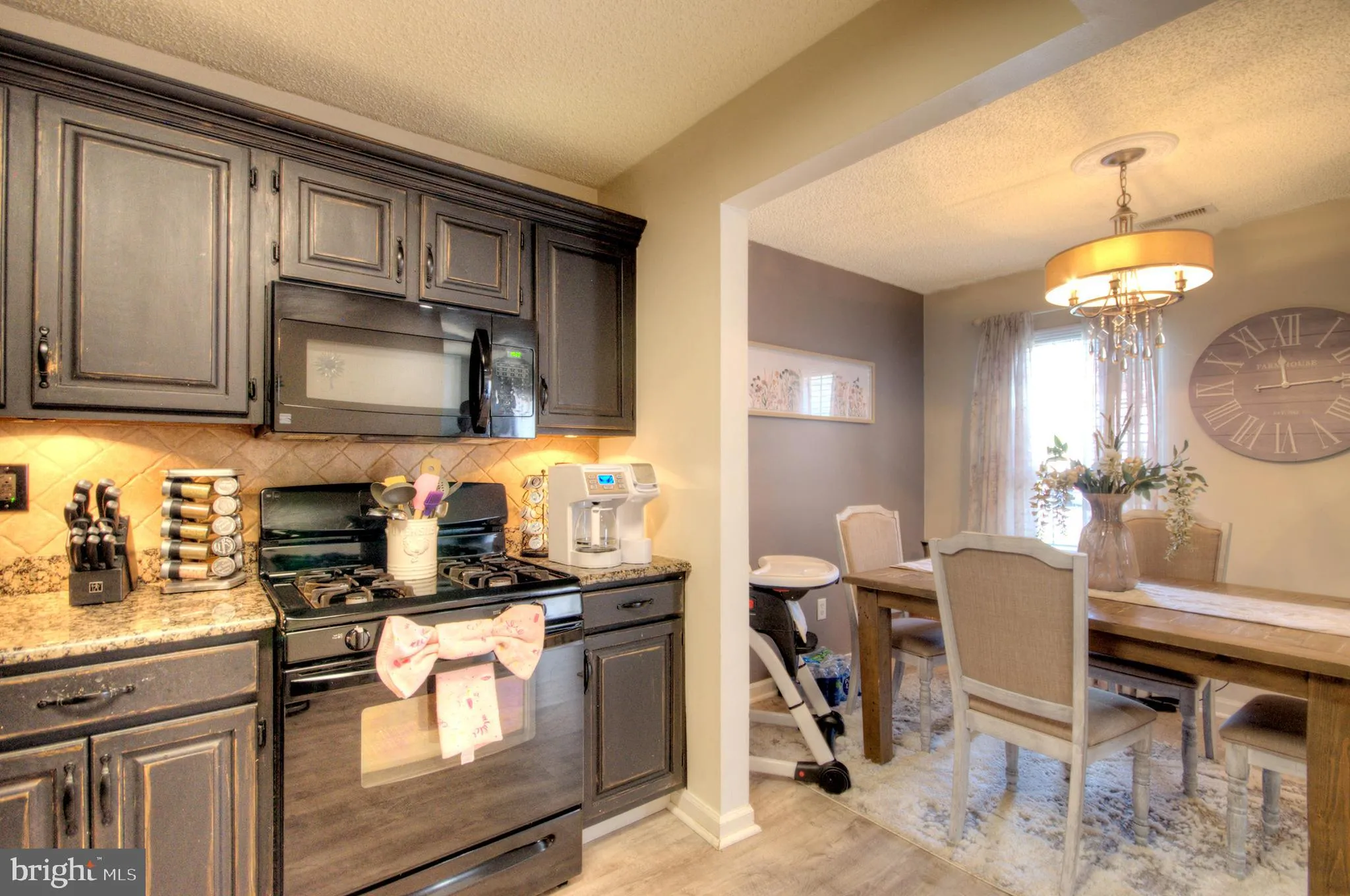 Deptford, New Jersey 08096, United States, 2 Bedrooms Bedrooms, ,3 BathroomsBathrooms,Residential,Active,112702