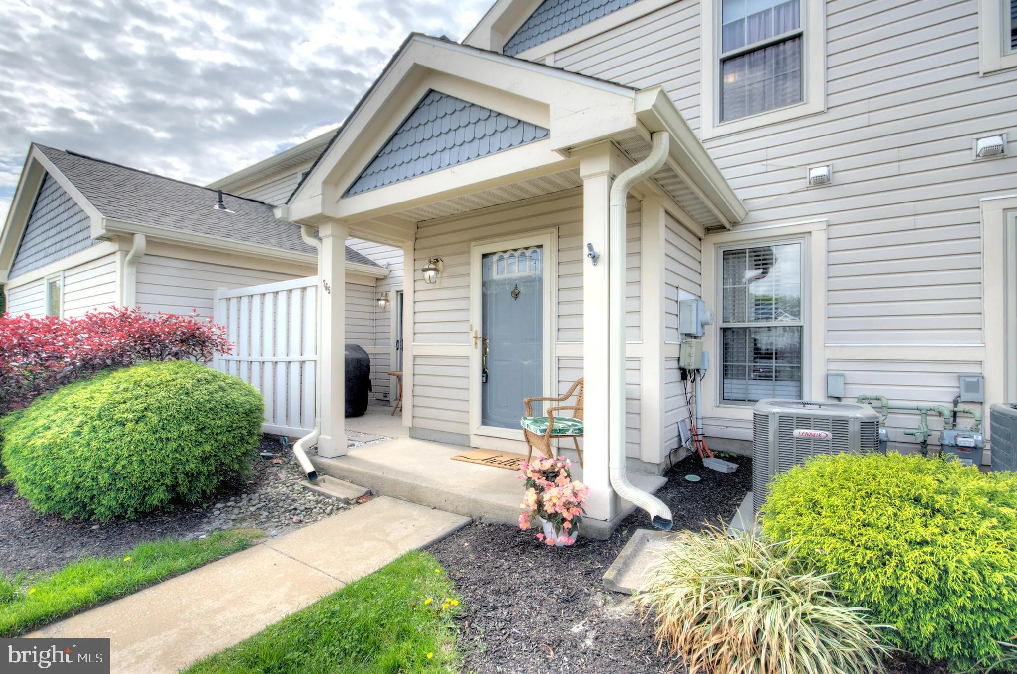 Deptford, New Jersey 08096, United States, 2 Bedrooms Bedrooms, ,3 BathroomsBathrooms,Residential,Active,112702