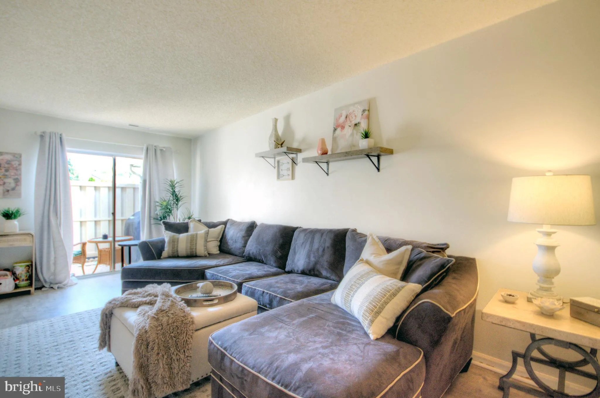 Deptford, New Jersey 08096, United States, 2 Bedrooms Bedrooms, ,3 BathroomsBathrooms,Residential,Active,112702