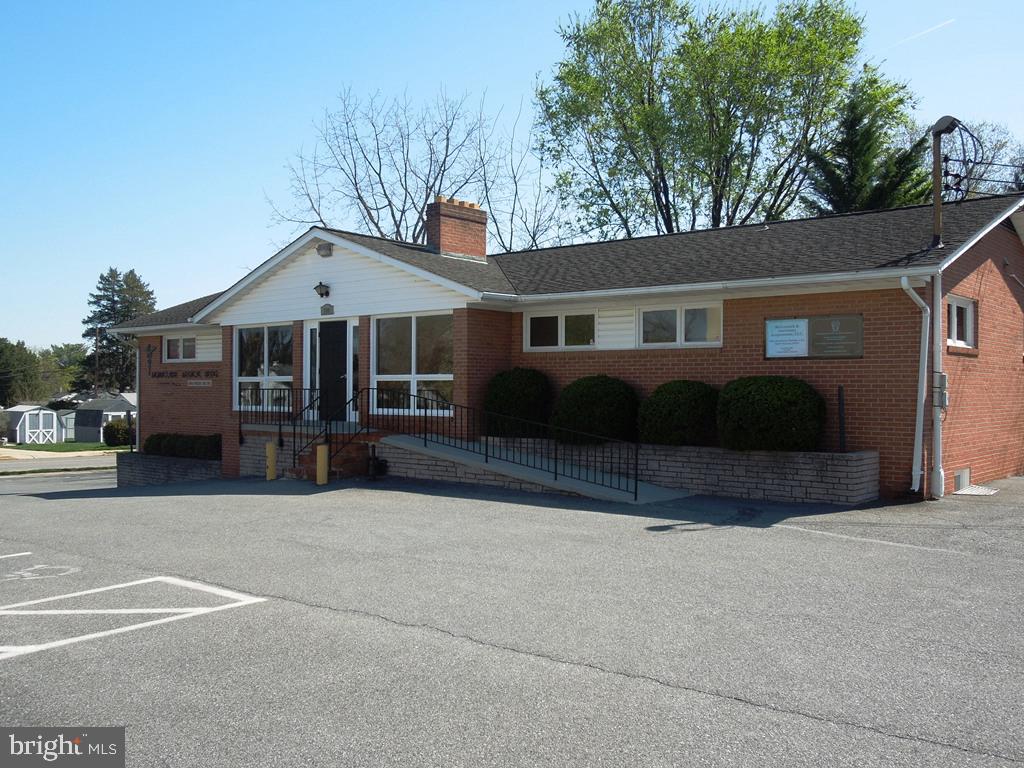 NONE AVAILABLE - Commercial Lease