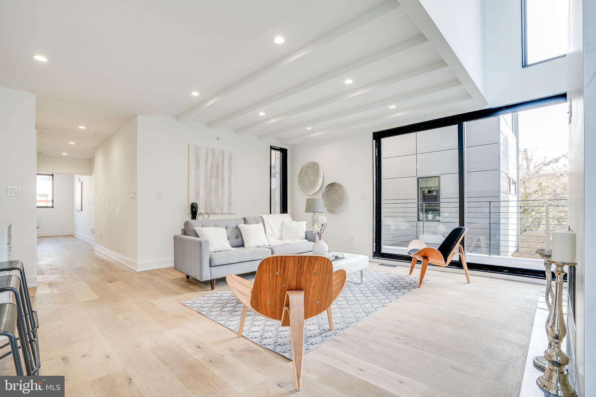 GRADUATE HOSPITAL - Residential