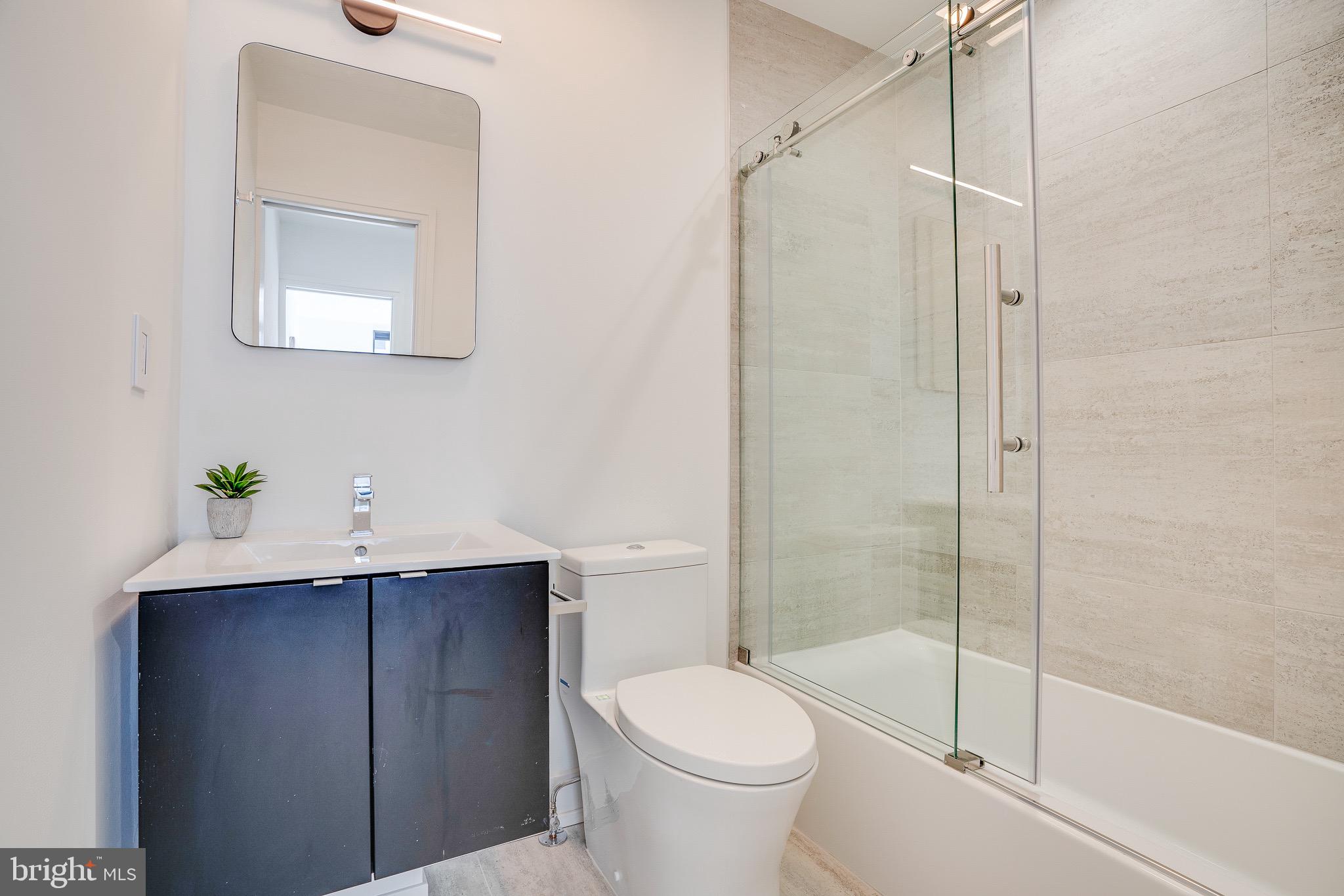 GRADUATE HOSPITAL - Residential