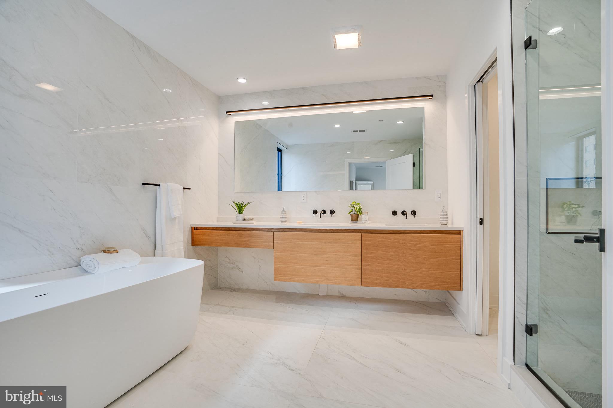 GRADUATE HOSPITAL - Residential