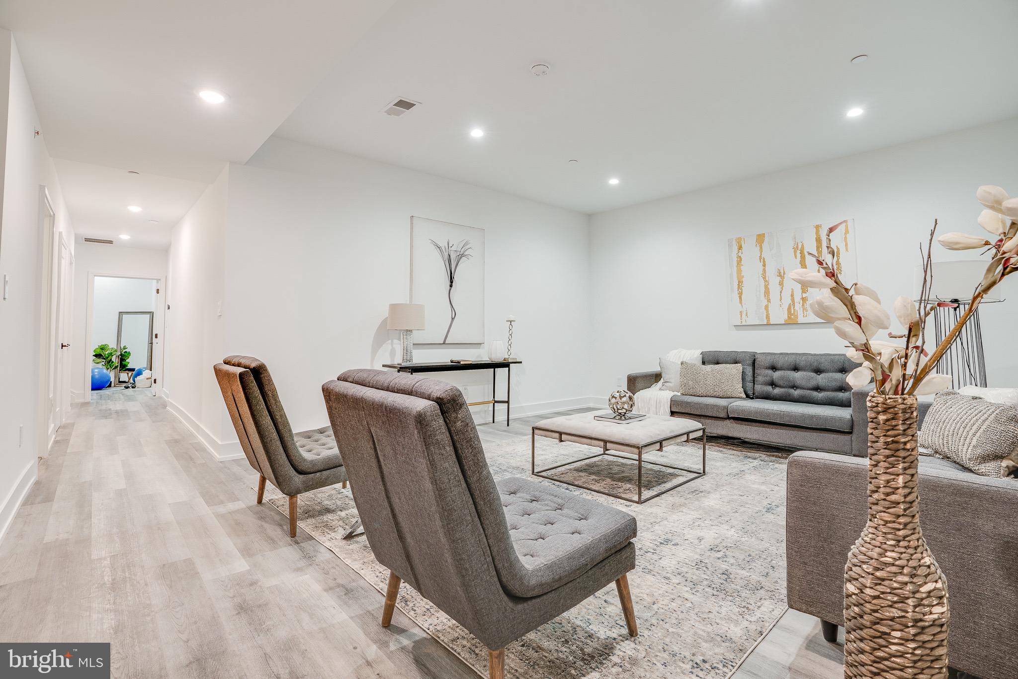 GRADUATE HOSPITAL - Residential