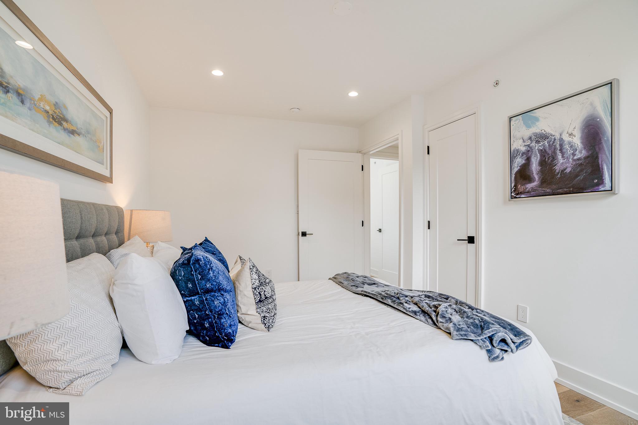 GRADUATE HOSPITAL - Residential