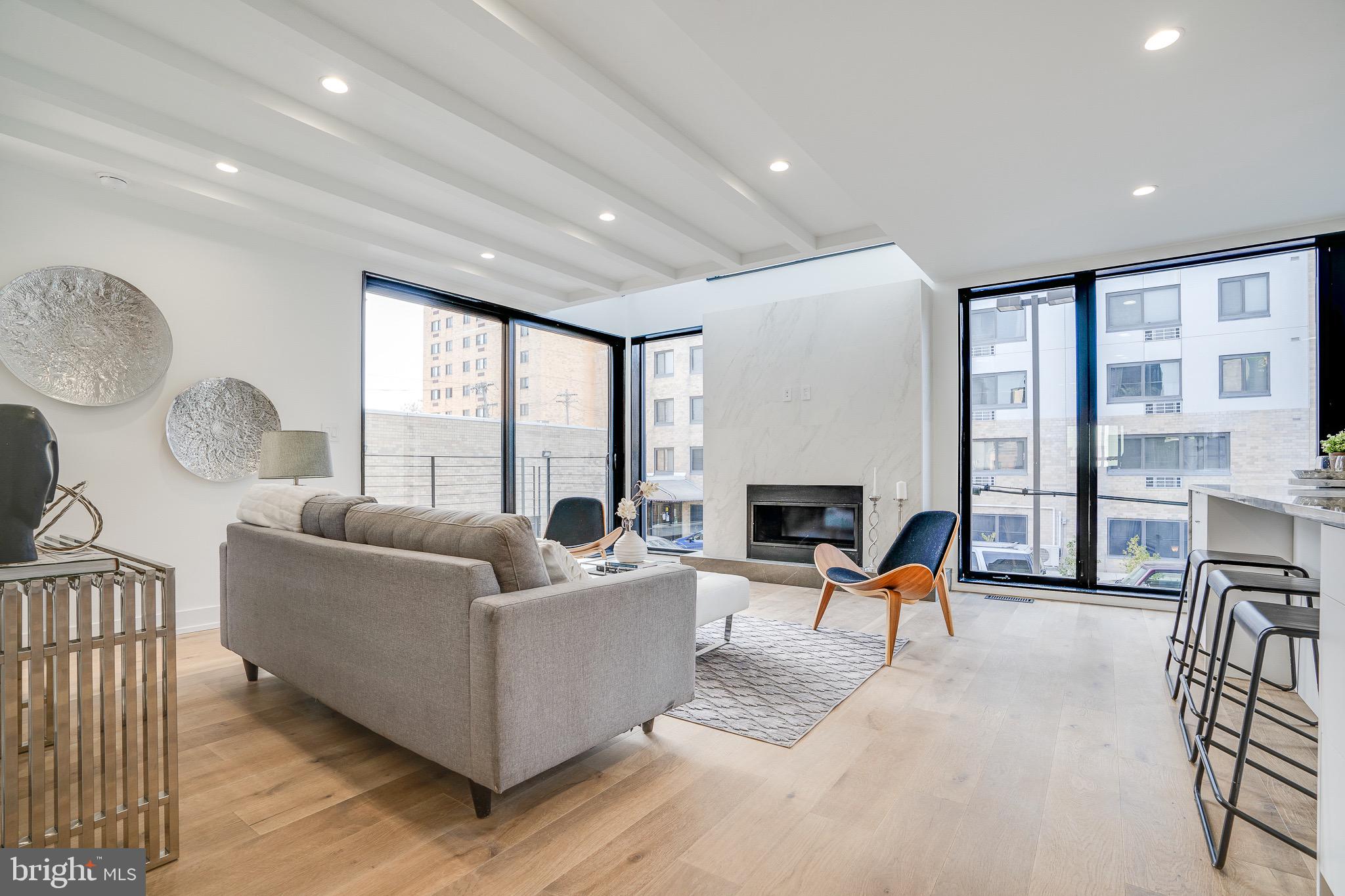 GRADUATE HOSPITAL - Residential