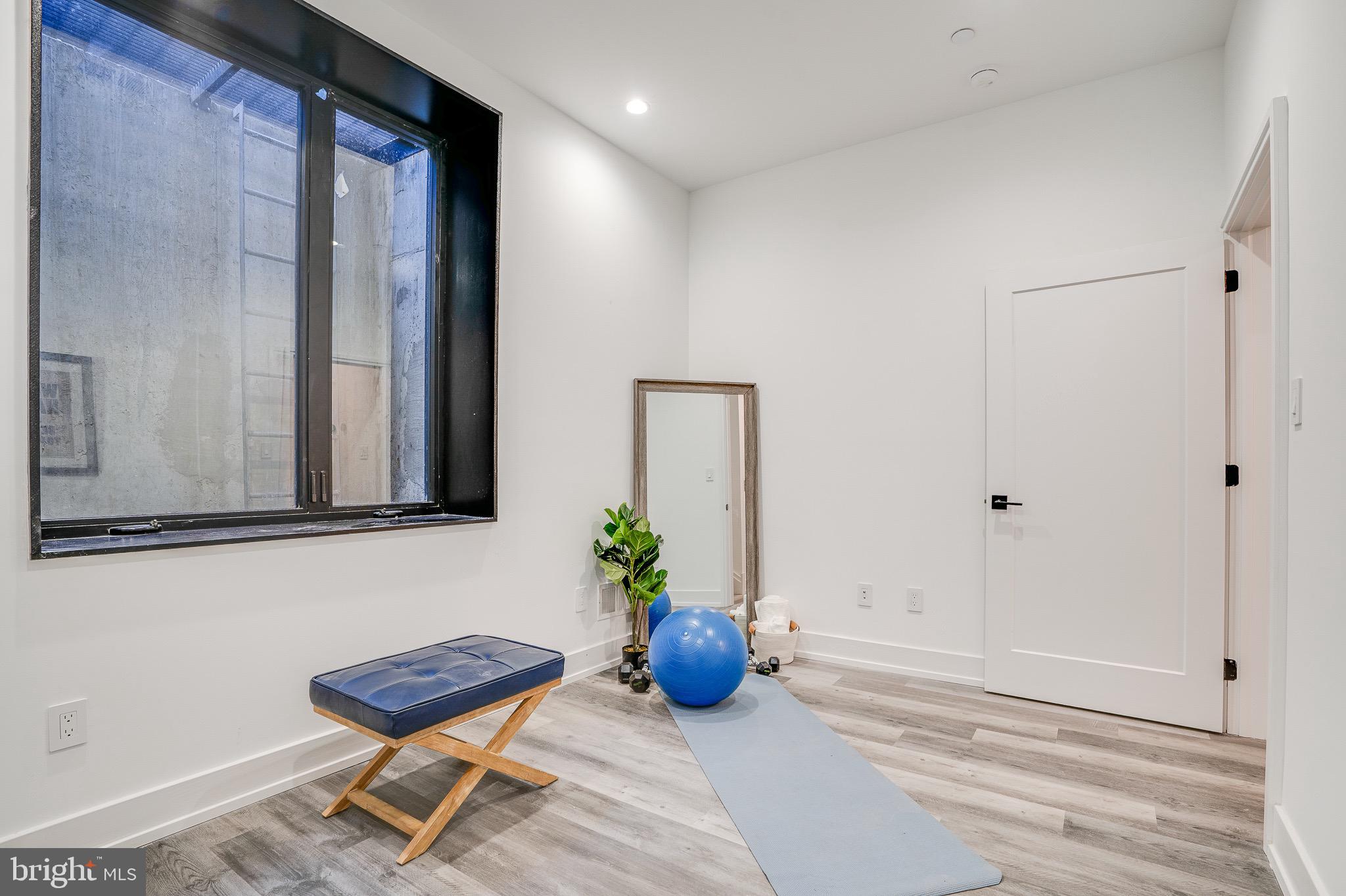 GRADUATE HOSPITAL - Residential