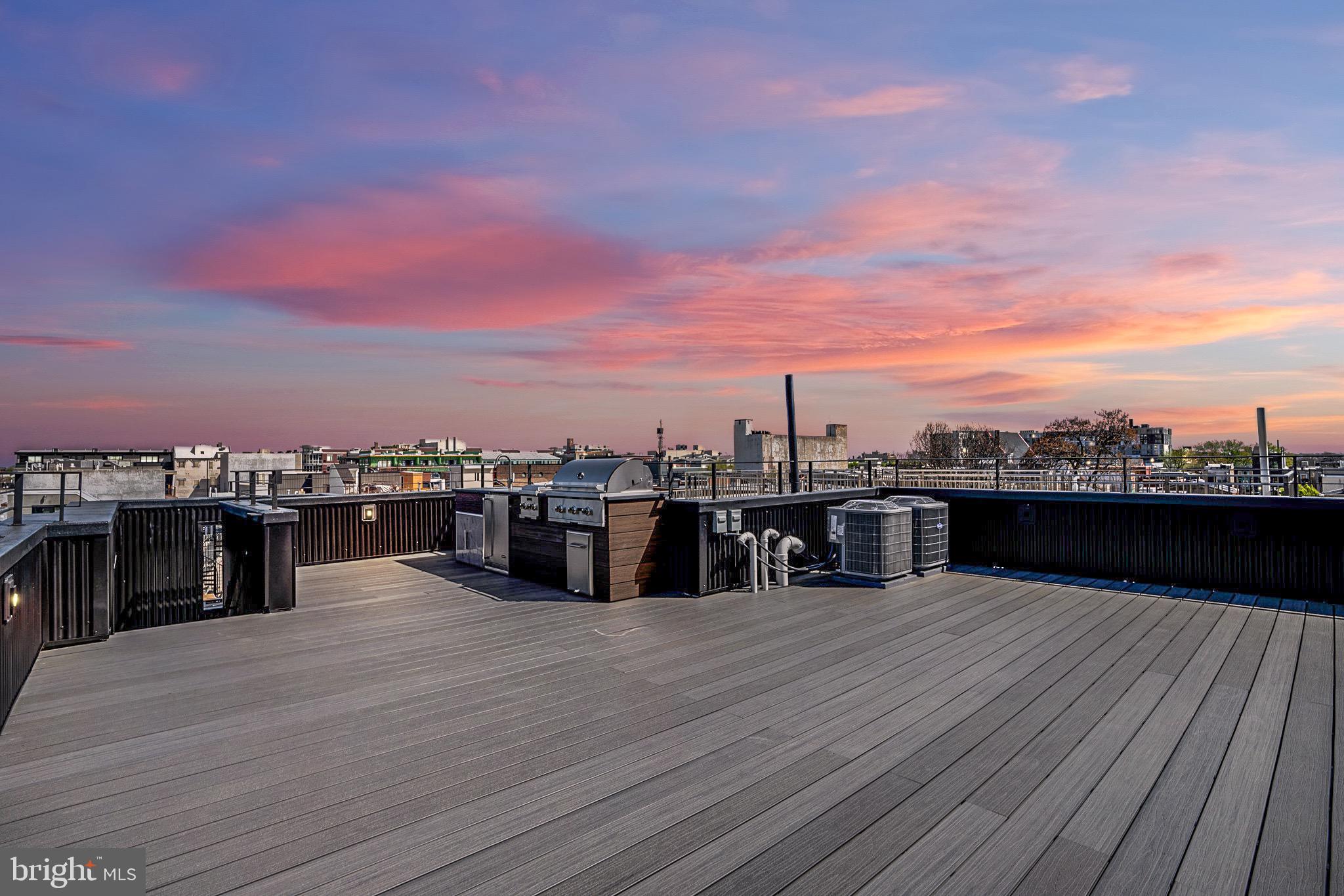 GRADUATE HOSPITAL - Residential