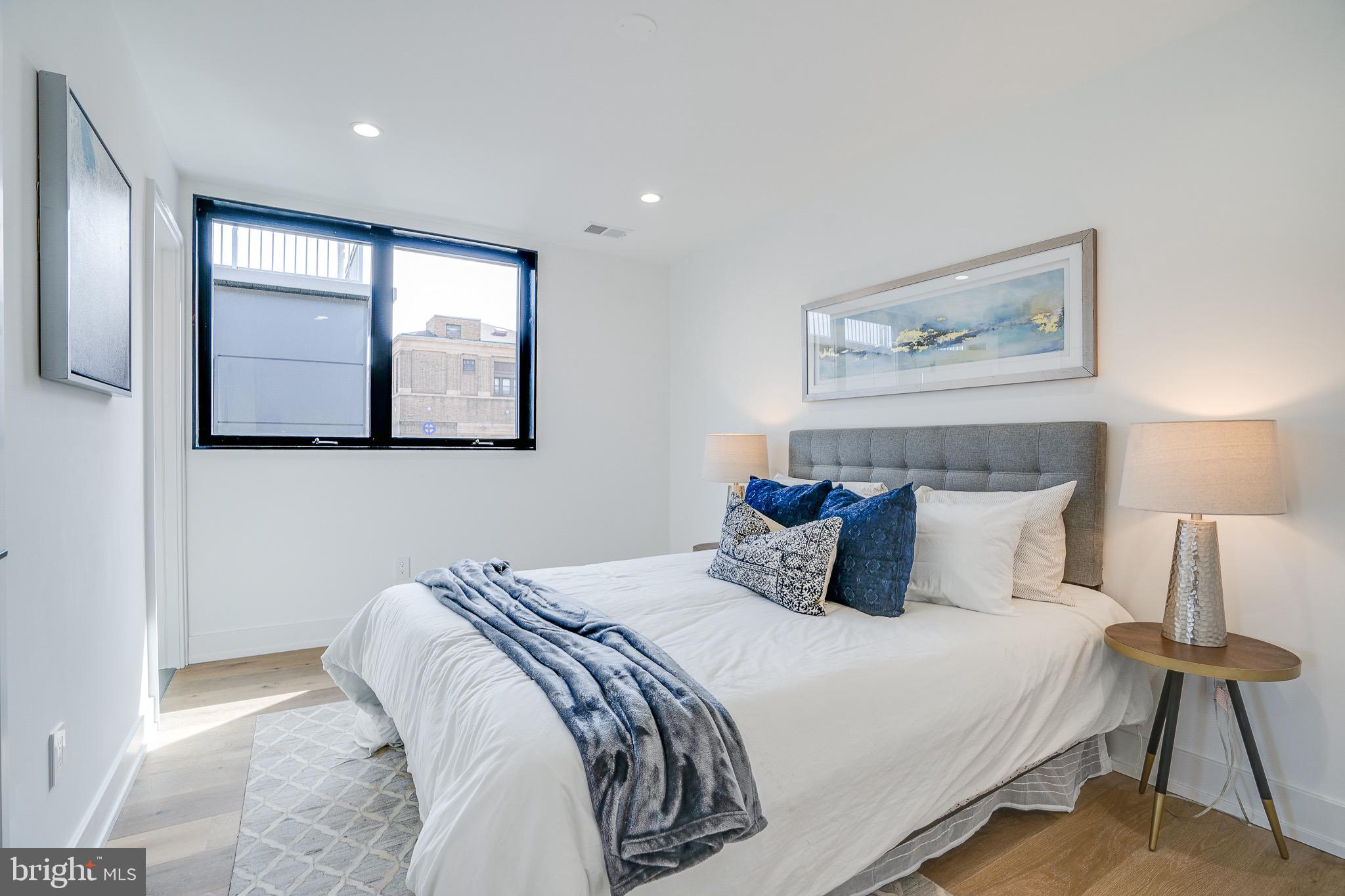 GRADUATE HOSPITAL - Residential