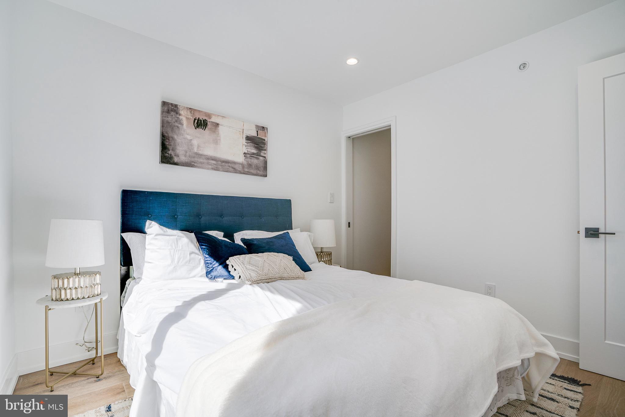 GRADUATE HOSPITAL - Residential