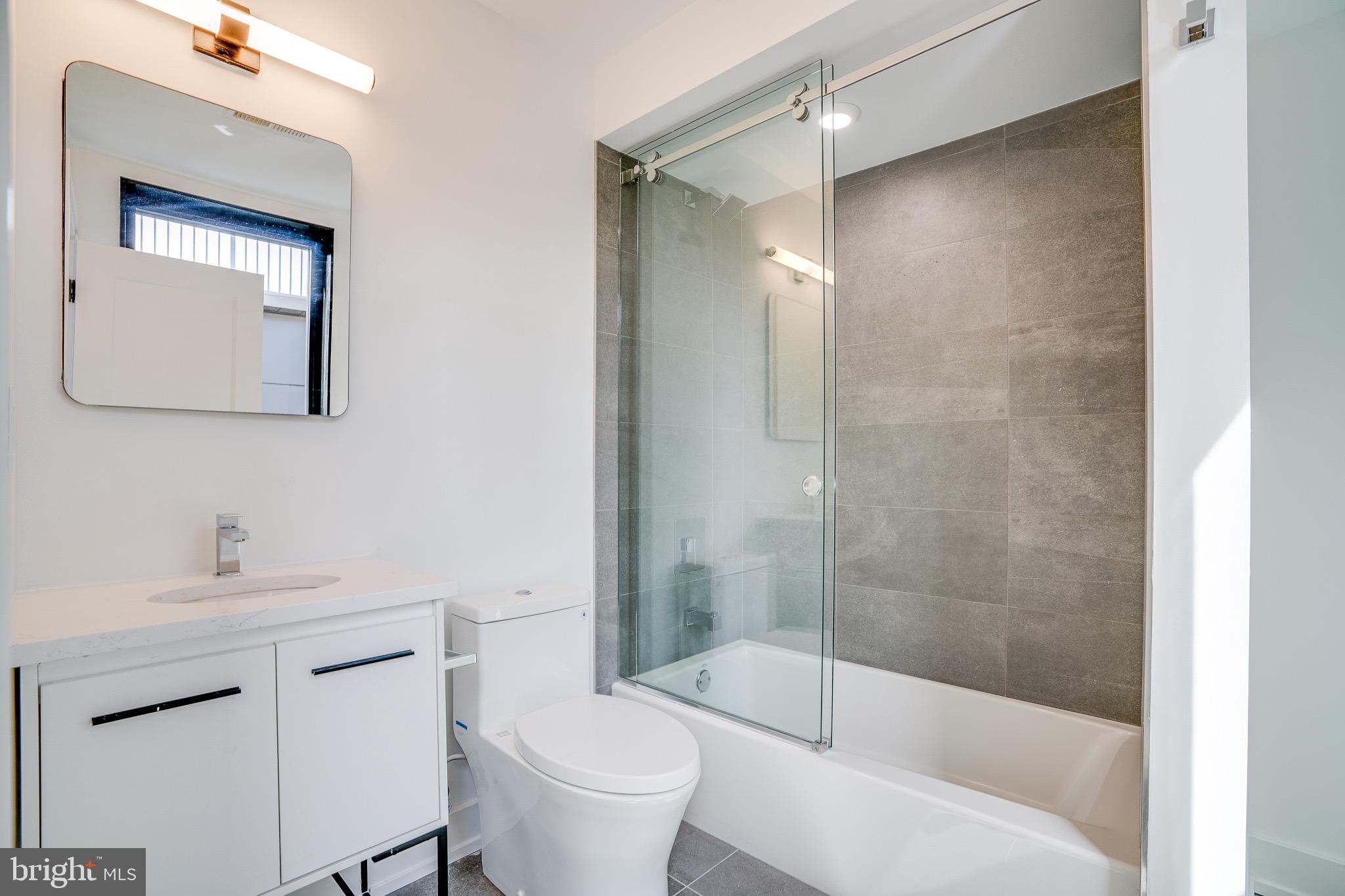 GRADUATE HOSPITAL - Residential