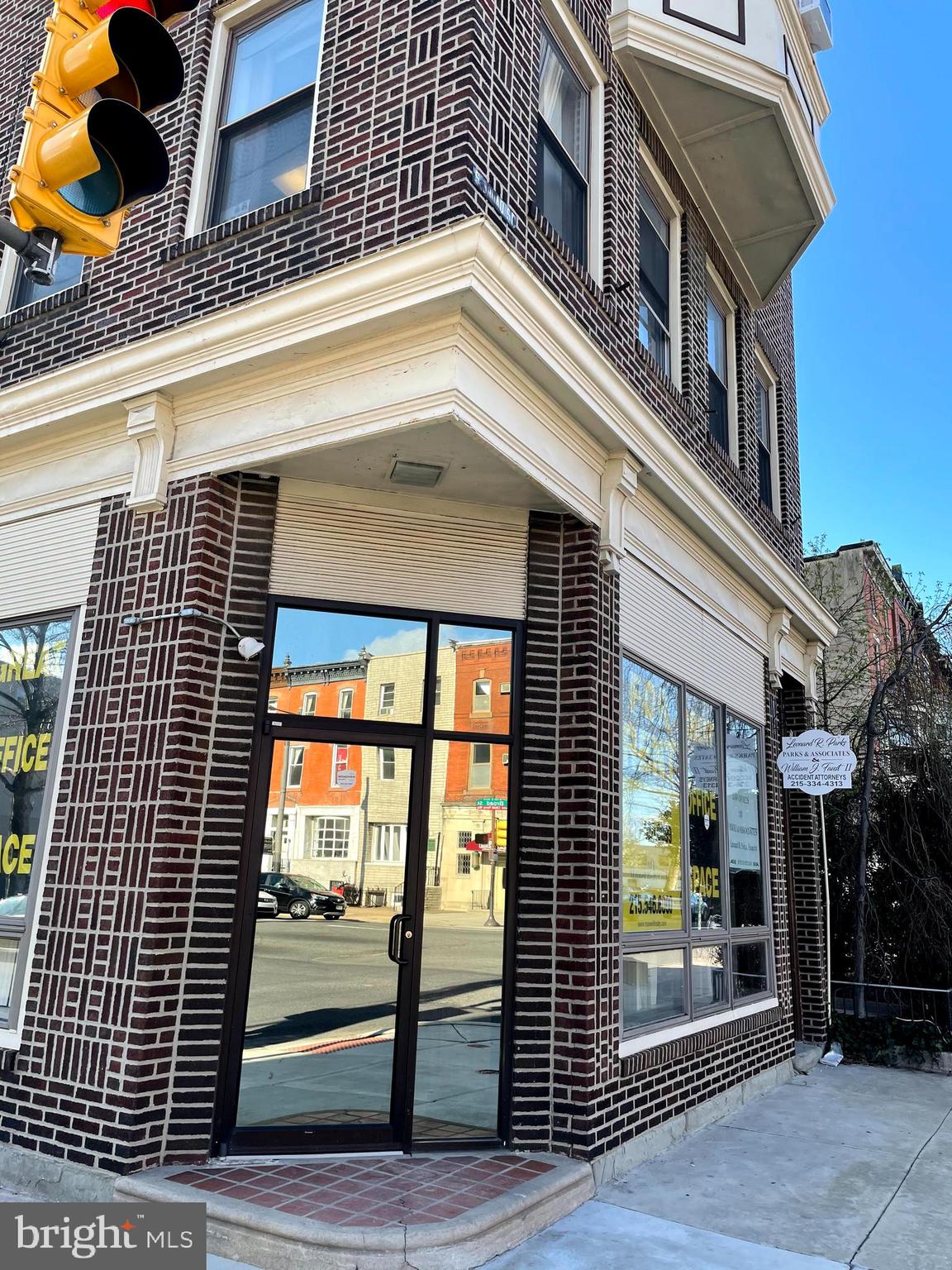 Looking for your next office space in a vibrant and accessible part of Philadelphia? Welcome to 1301 S Broad St, a well-situated commercial property offering flexible office space.
Property Highlights:
- 1,000 sq ft available suitable for 5 office workspaces and a receptionist desk.
- Move in ready.
- High ceilings and large windows
- Central HVAC
- Secure 24/7 building access
- Steps from Tasker-Morris subway station and major bus lines
- Surrounded by popular cafes, restaurants, and local businesses
- Street parking and nearby garages for tenants & clients
Lease Terms: Flexible lease options available. The monthly rent is $2,200.