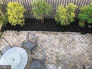 BRINKLEY TOWNS - Residential Lease