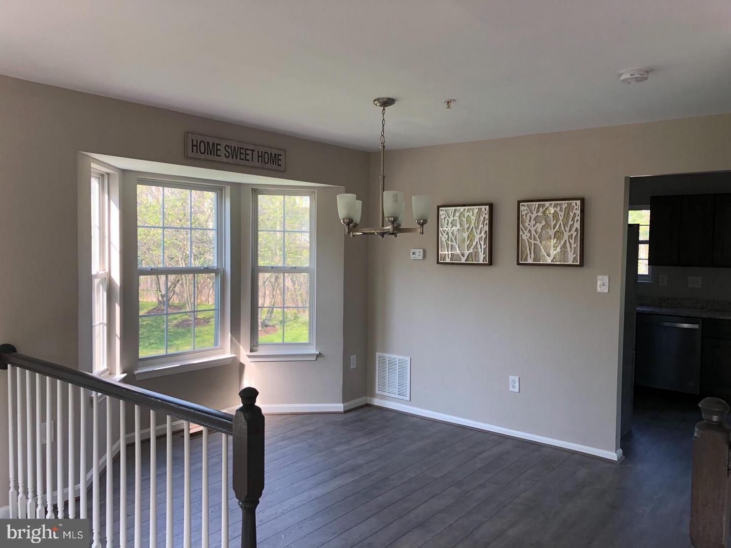 BRINKLEY TOWNS - Residential Lease