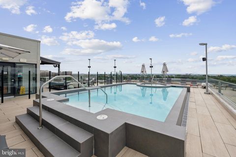 Photo of 1021 N Garfield Street #233, ARLINGTON, VA 22201 (MLS # VAAR2073502)