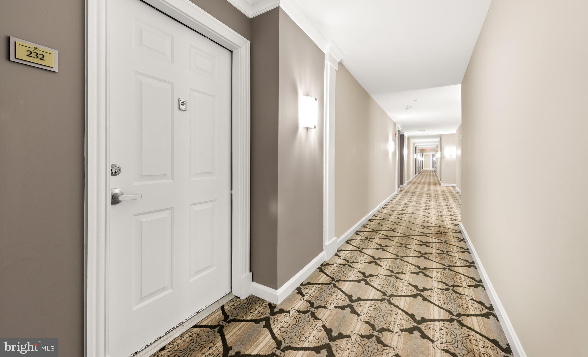 SAVOY AT RESTON TOWN CENTER - Residential