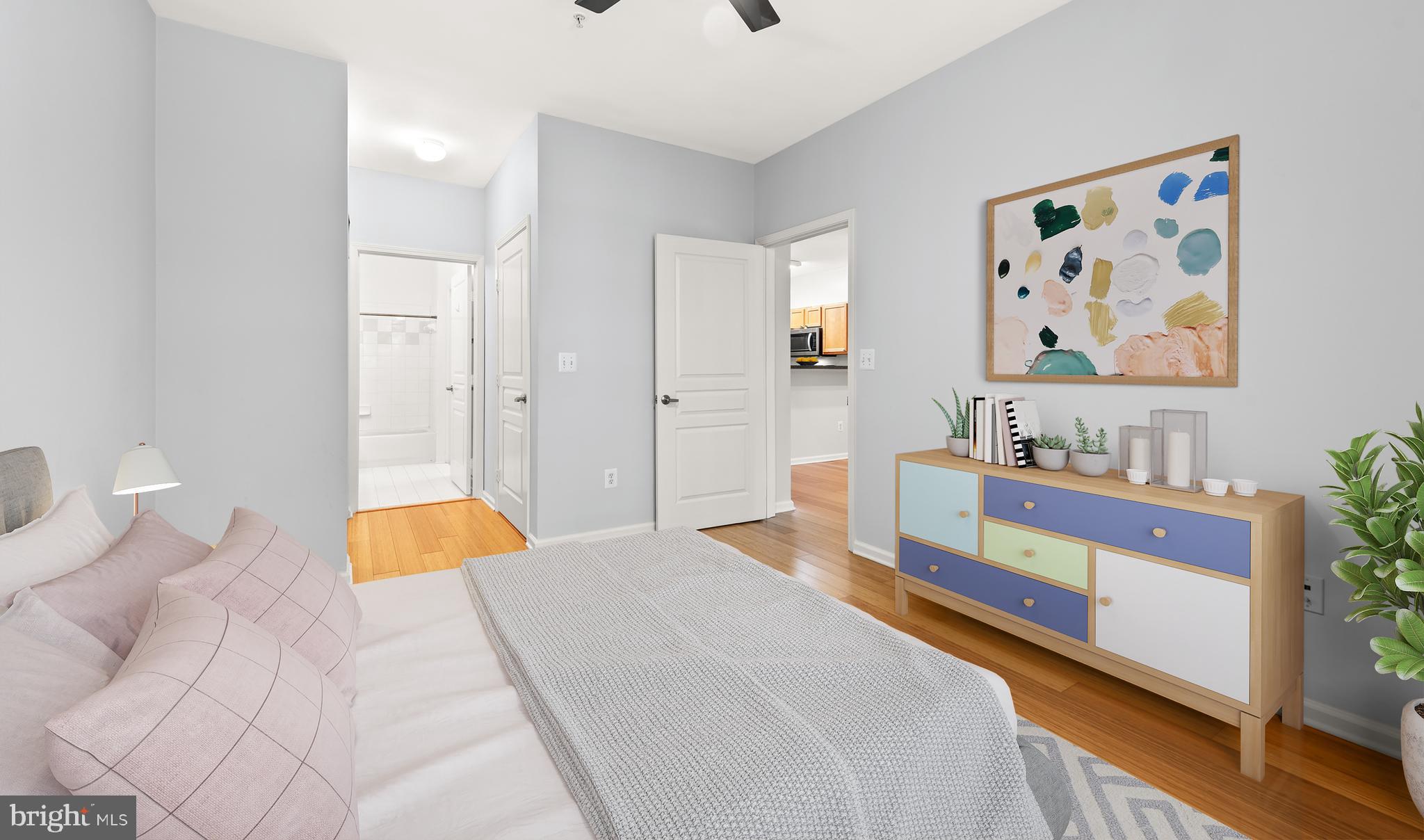 SAVOY AT RESTON TOWN CENTER - Residential