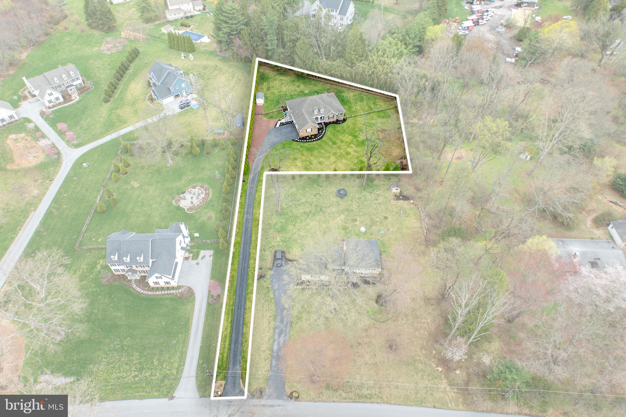 HIDDEN MEADOWS - Residential