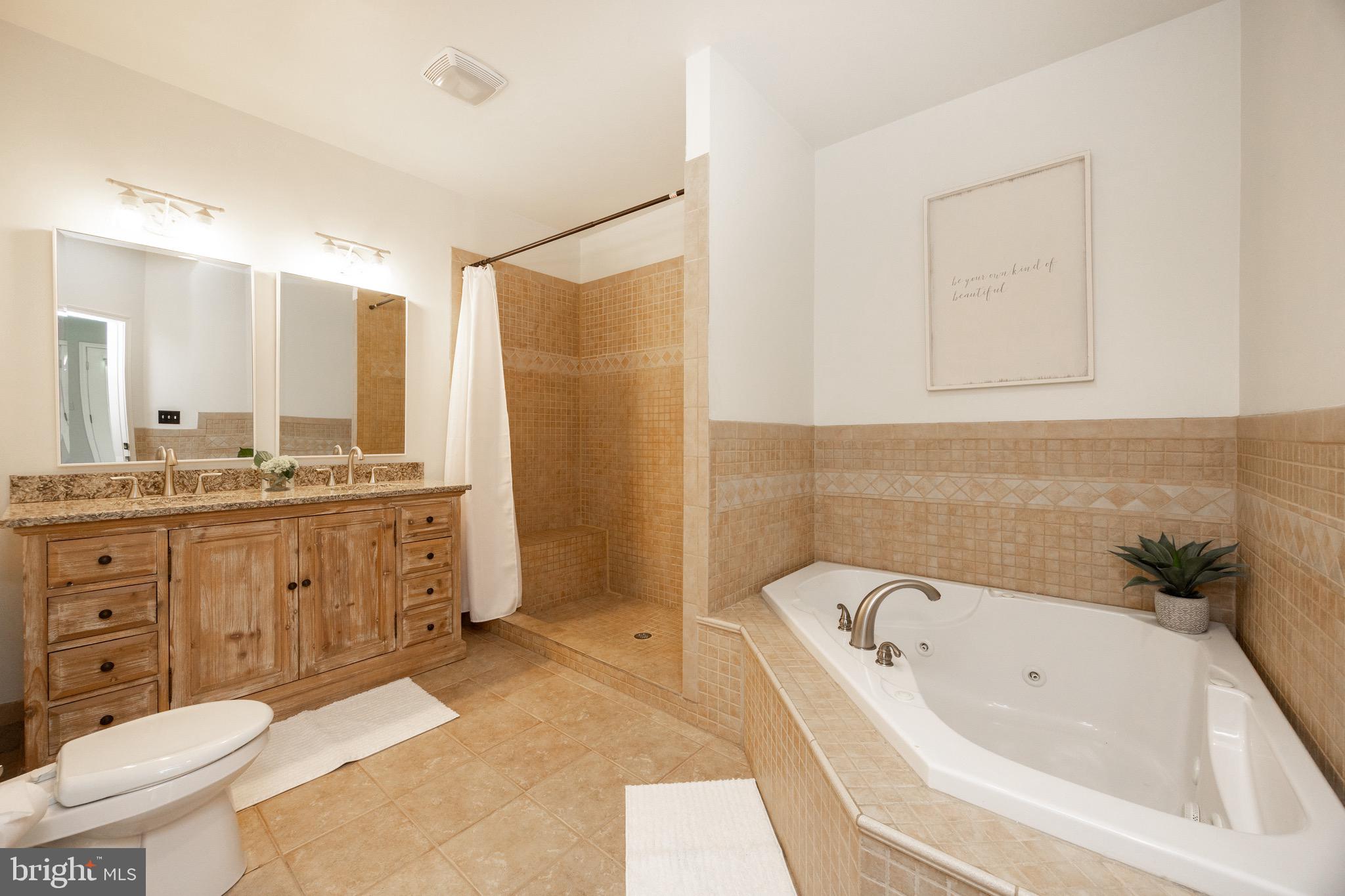 HIDDEN MEADOWS - Residential