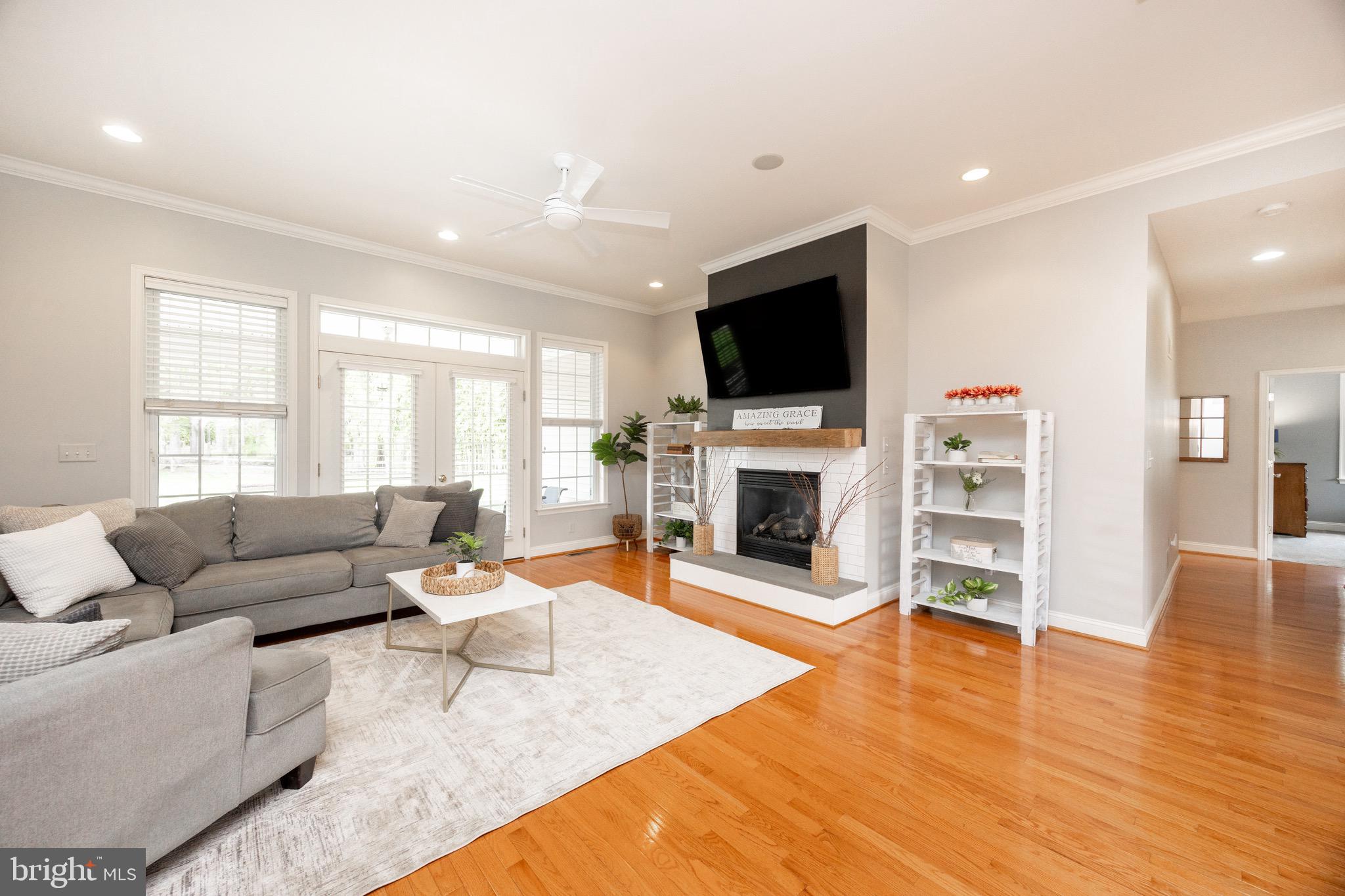 HIDDEN MEADOWS - Residential