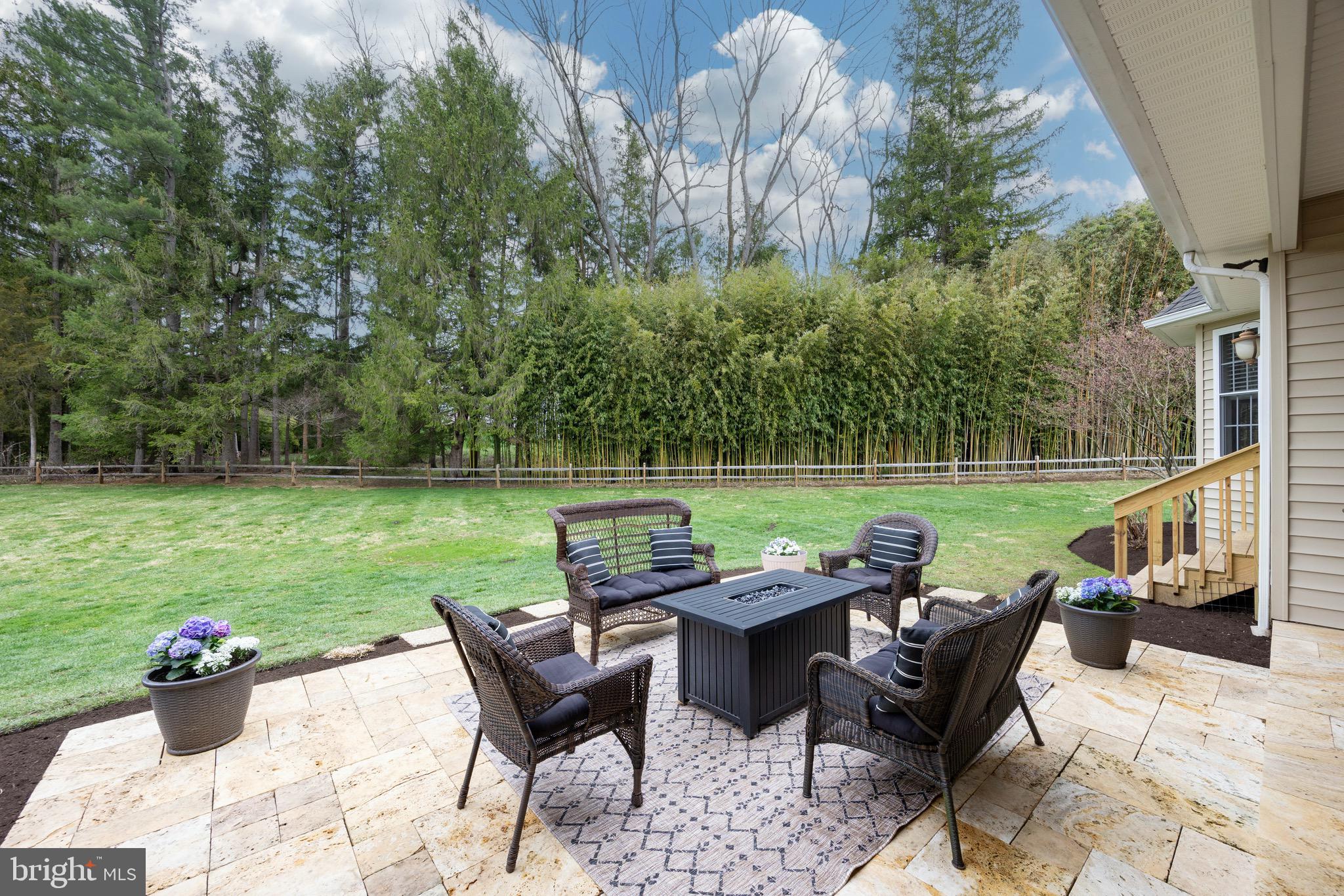 HIDDEN MEADOWS - Residential