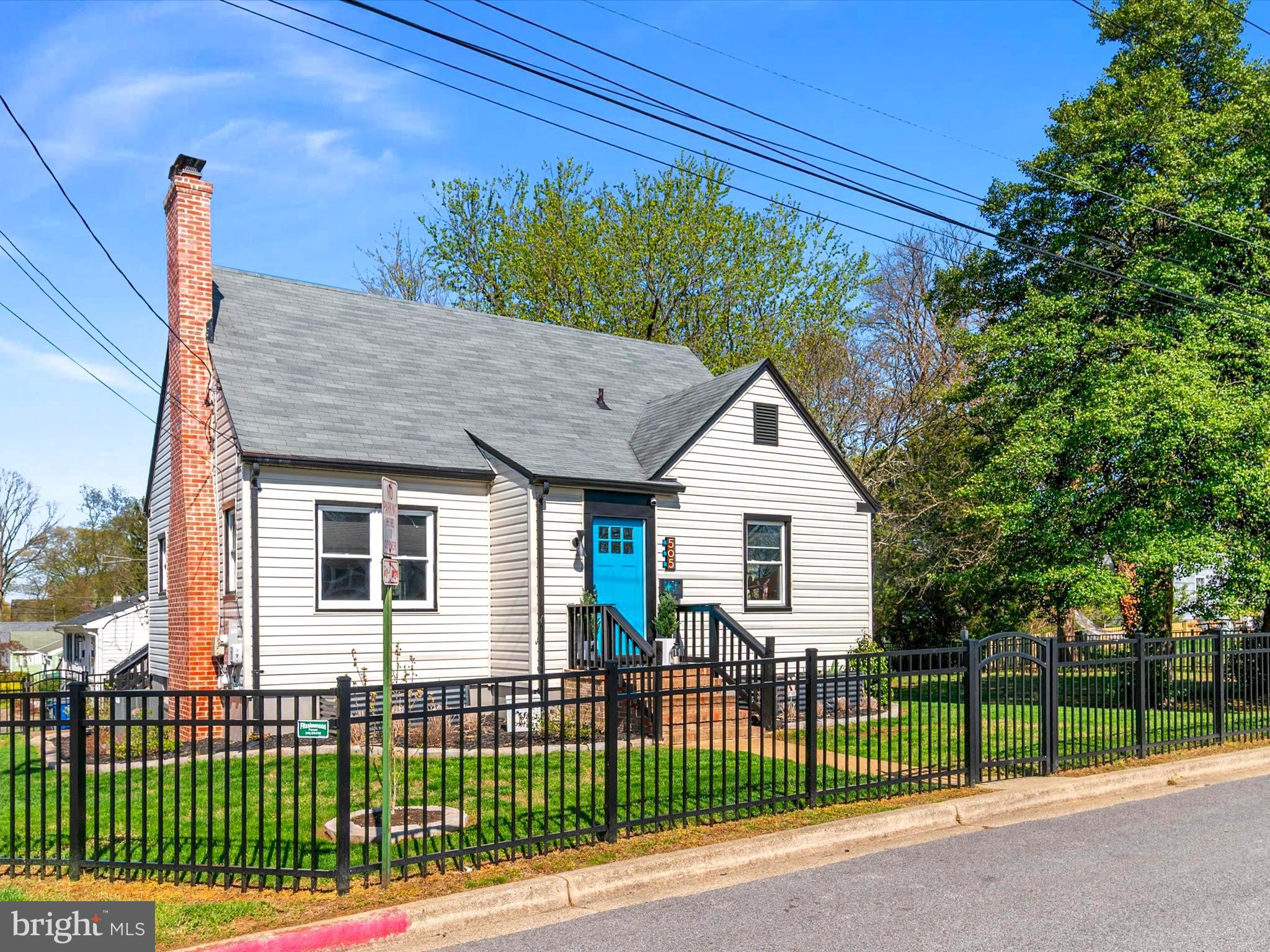 505 LUDLOW ROAD
