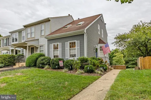 6347 Chimney Wood Court, Alexandria, VA MLS: VAFX2277466