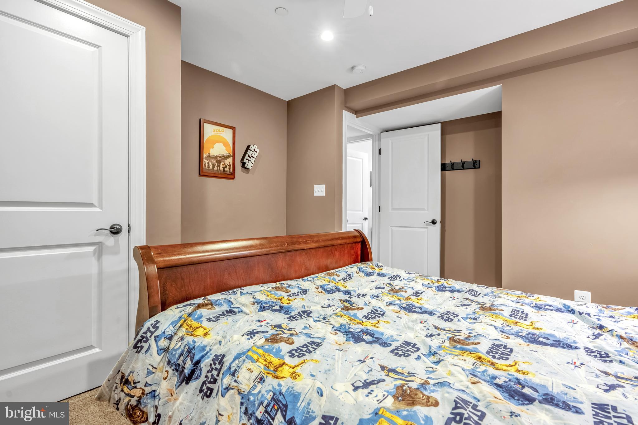 ARUNDEL ON THE BAY - Residential