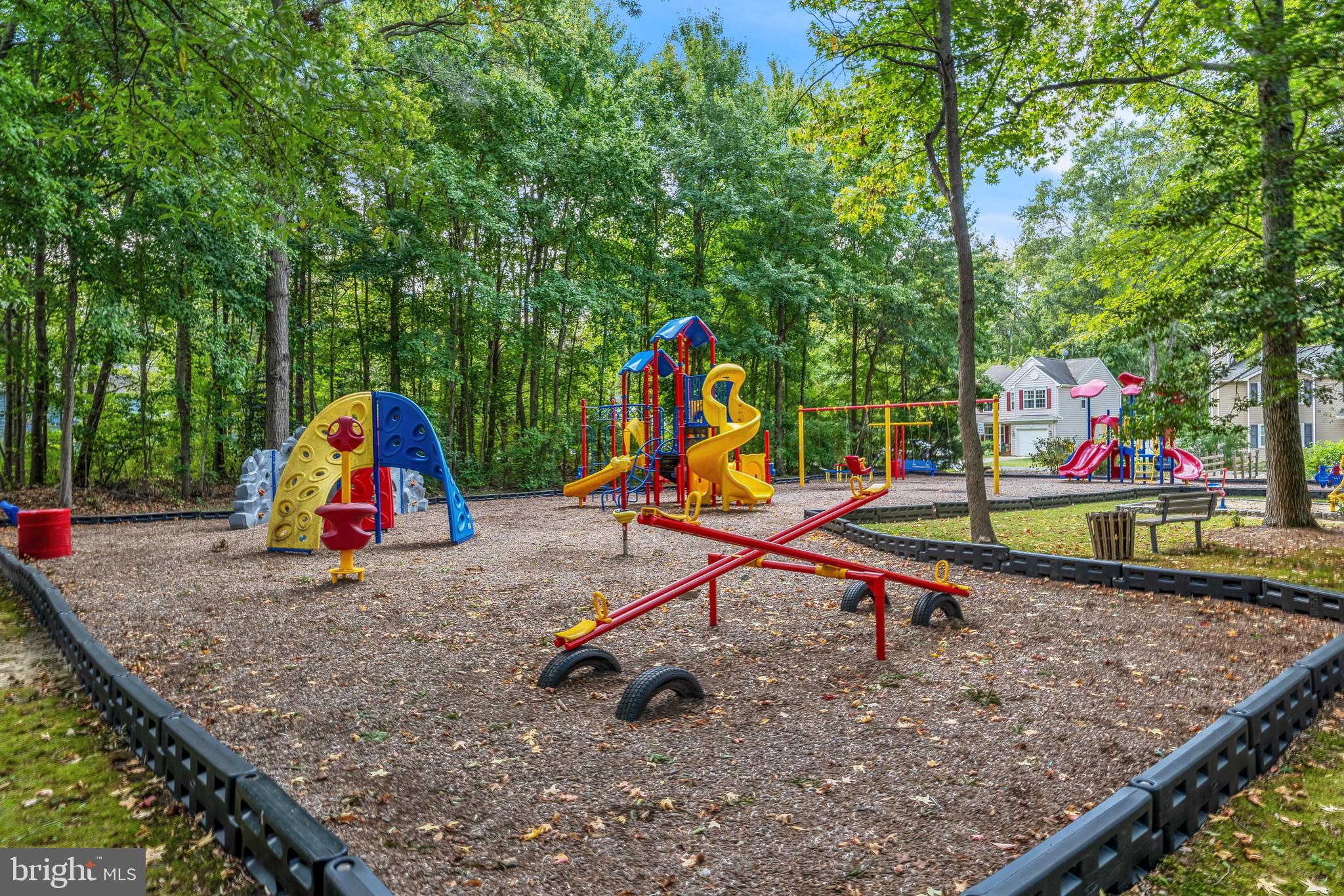 ARUNDEL ON THE BAY - Residential