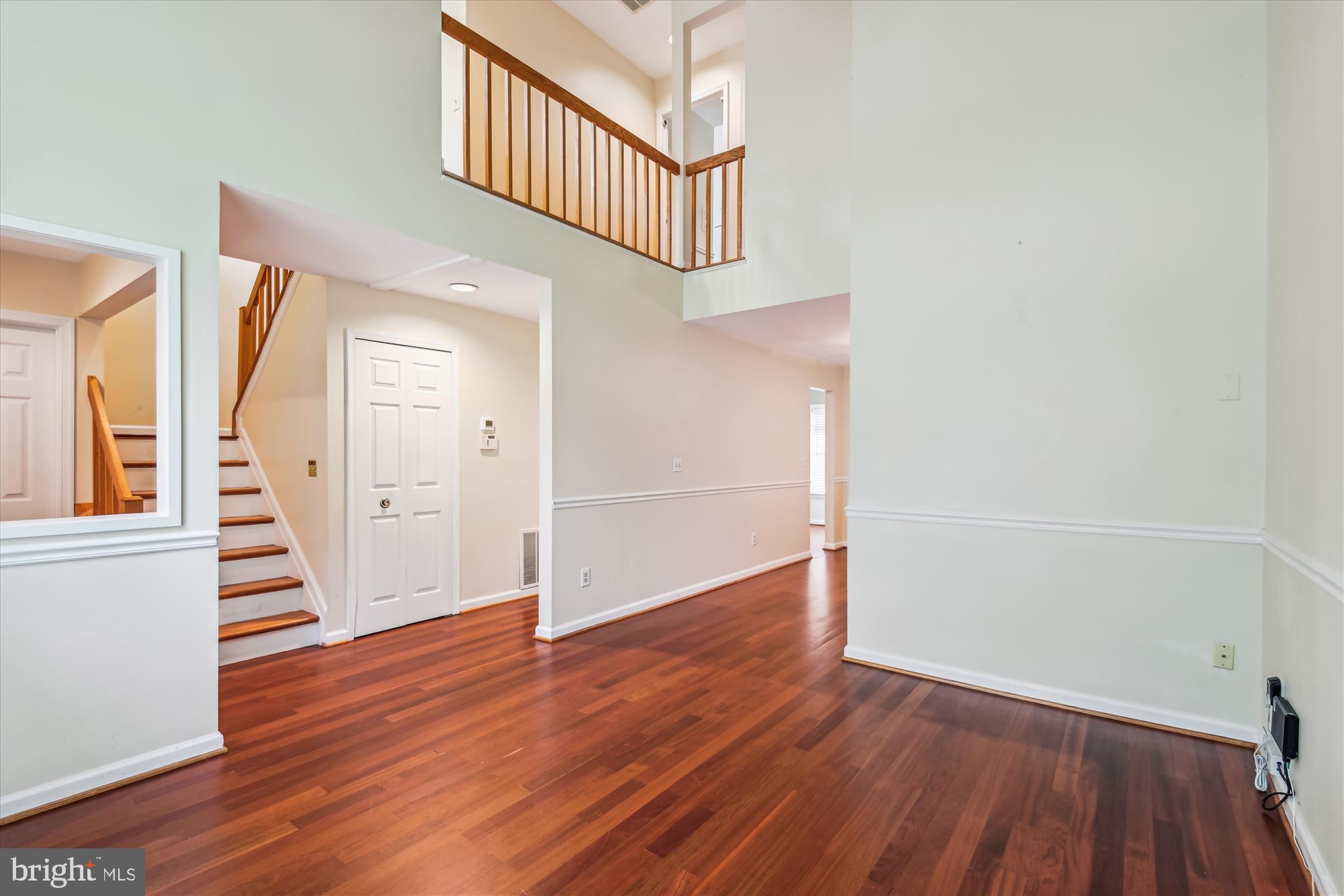 8 ASHFORD COURT