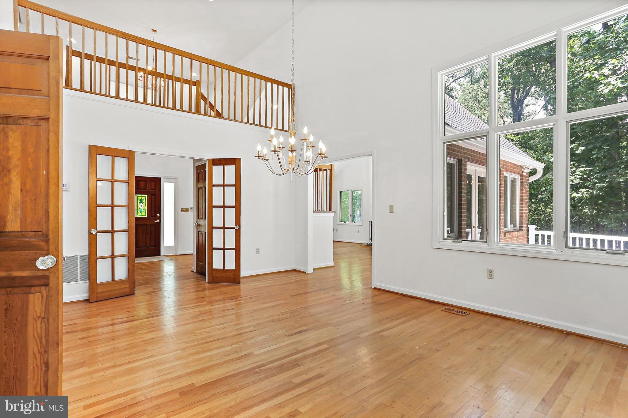 TRIADELPHIA WOODS - Residential