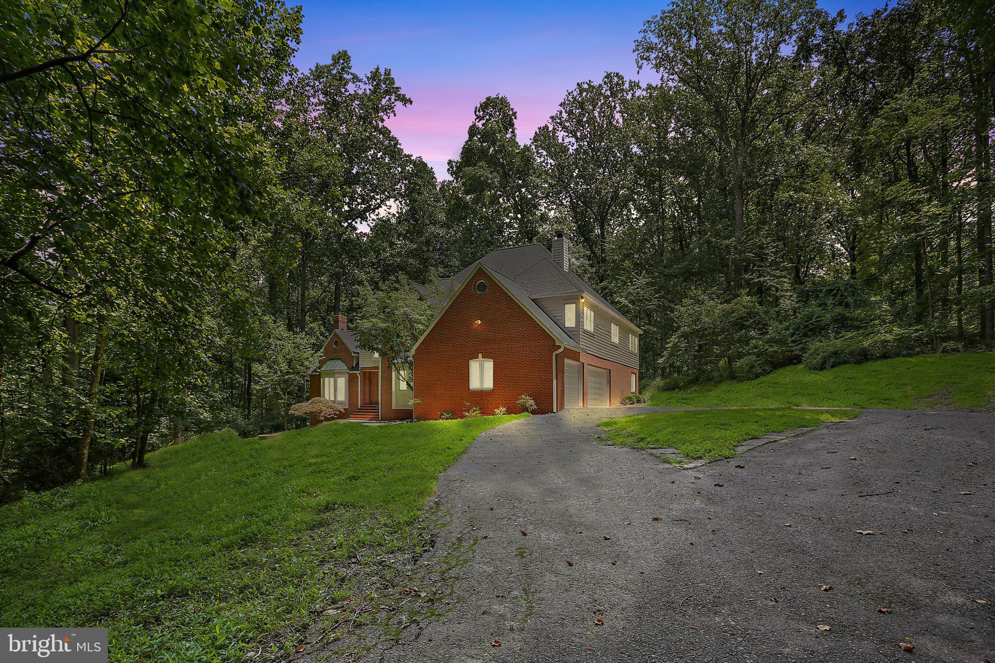12624 GOLDEN OAK DRIVE