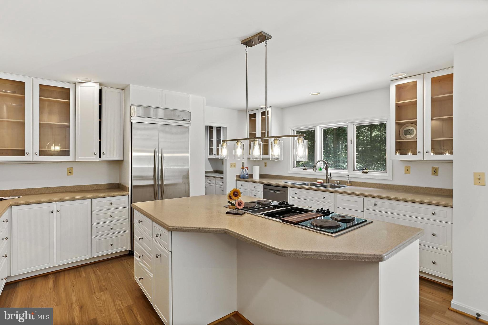 TRIADELPHIA WOODS - Residential