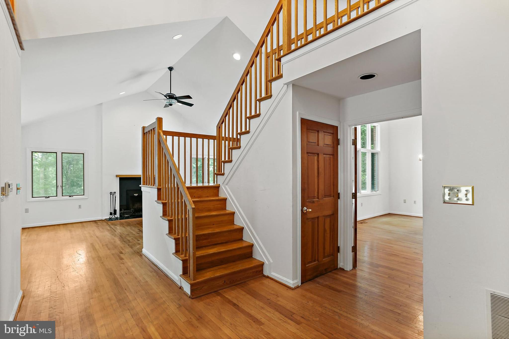 TRIADELPHIA WOODS - Residential