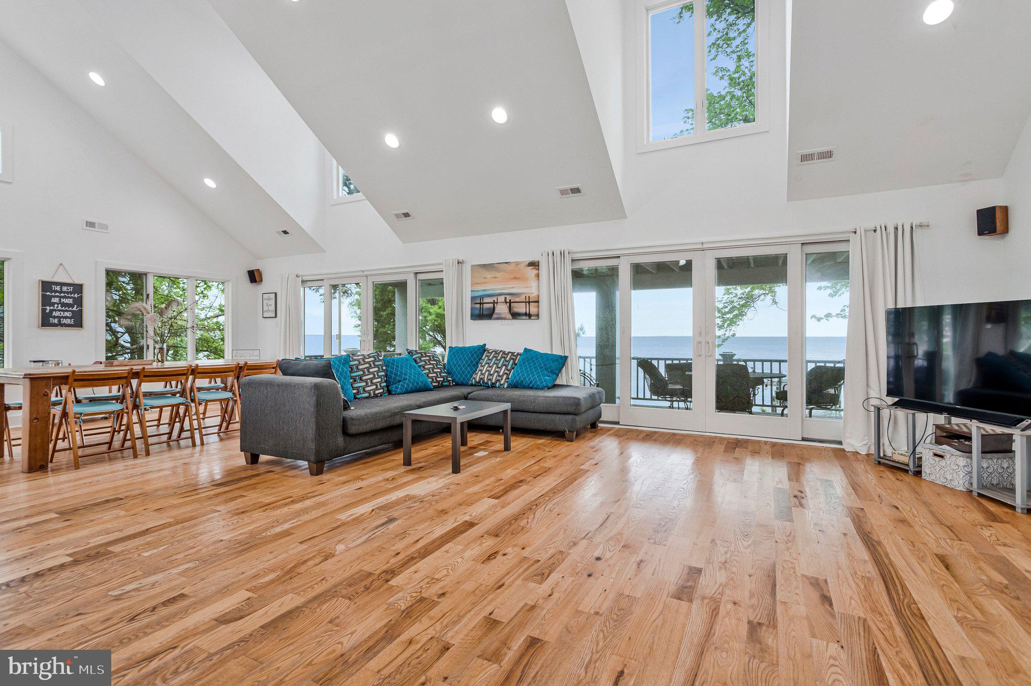 NORTH BEACH PARK - Residential